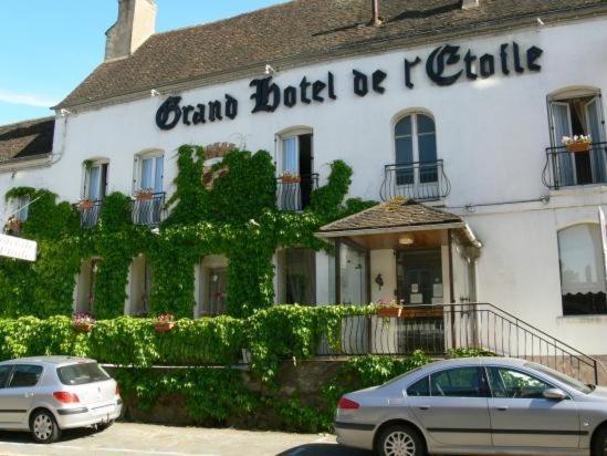 Grand Hotel De L'Etoile กูร์เตอเนย์ ภายนอก รูปภาพ